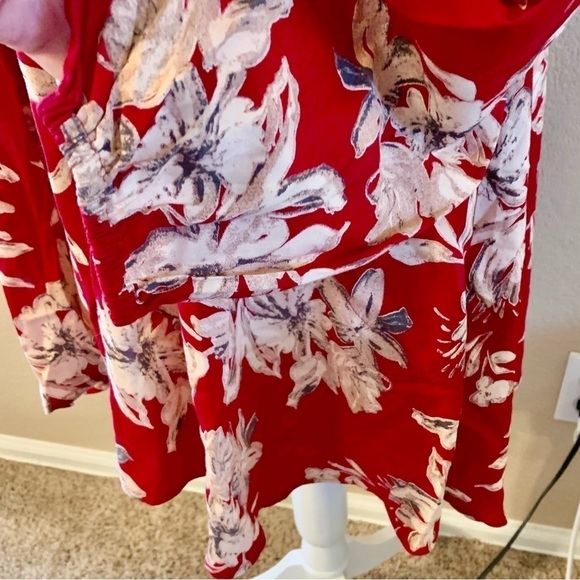 Cotton Candy Tunic Top Large Red Taupe Floral 100% Rayon Keyhole Flowy Boho - Picture 8 of 16